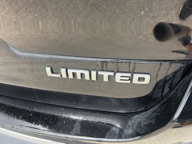Used 2022 Jeep Grand Cherokee L Limited RWD image 6