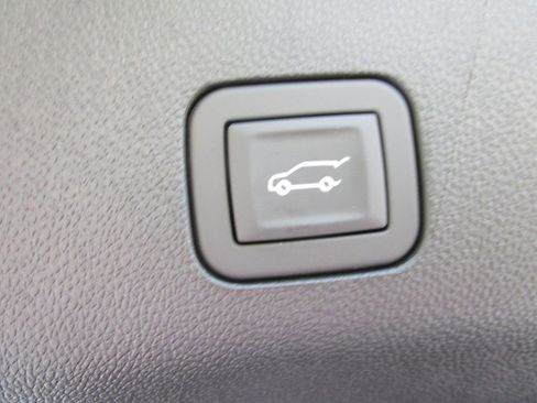 New 2026 GMC Yukon Denali w/ Denali Reserve Package image 14