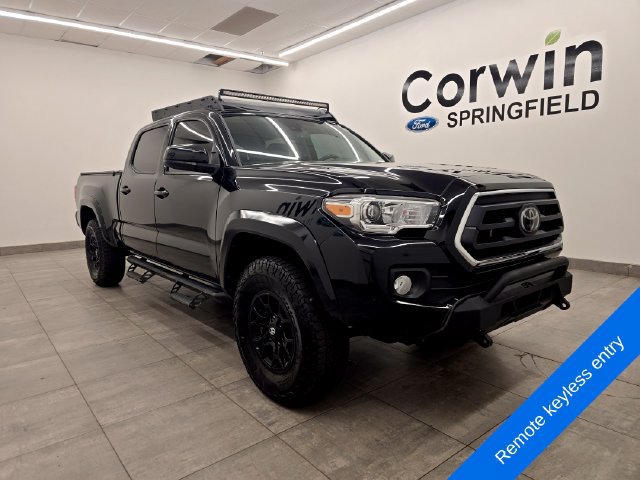 Used 2022 Toyota Tacoma SR5 AWD/4WD image 6