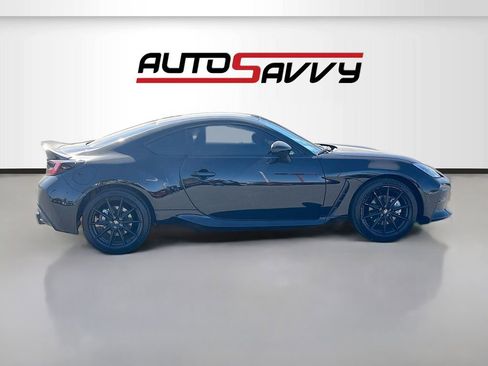 Used 2025 Toyota GR86 Premium w/ ALL Weather Mat Package (TMS) image 8