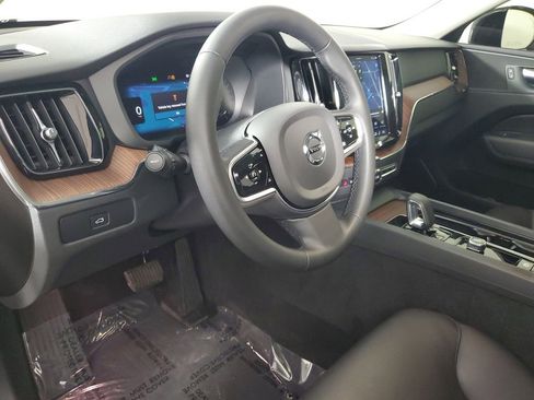 Certified 2023 Volvo XC60 B5 Plus w/ Protection Package Premier image 26
