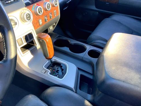 Used 2011 Toyota Tundra Limited image 17