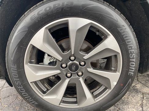 Used 2025 Ford Escape Platinum image 20