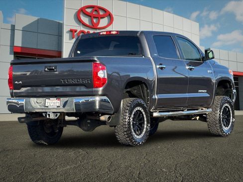 Used 2016 Toyota Tundra SR5 w/ SR5 Upgrade Package image 3