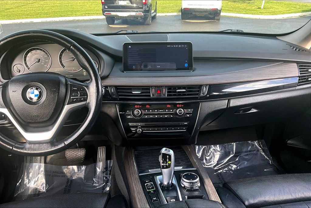 Used 2015 BMW X5 xDrive35i AWD/4WD image 6