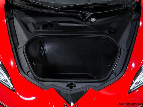 Used 2021 Chevrolet Corvette Stingray Coupe w/ Z51 Performance Package RWD image 37