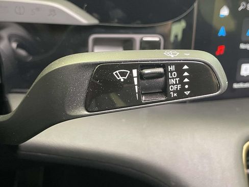 Certified 2025 Porsche Taycan 4S AWD/4WD image 43