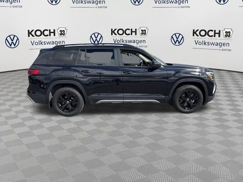 Certified 2026 Volkswagen Atlas Peak Edition AWD/4WD image 9