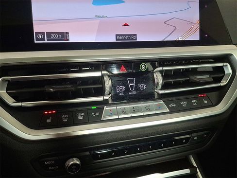 Used 2020 BMW 330i xDrive Sedan w/ Convenience Package image 19