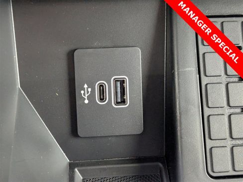 New 2025 Ford F150 Lariat w/ Equipment Group 502A High image 18