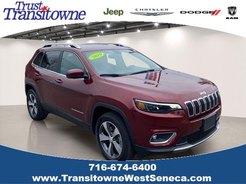 Used 2019 Jeep Cherokee Limited AWD/4WD image 1