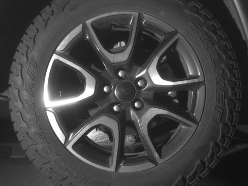 Used 2025 Jeep Compass Trailhawk image 15