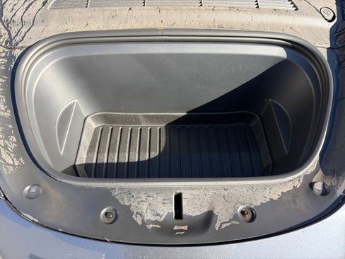 Used 2023 Tesla Model Y Performance image 20