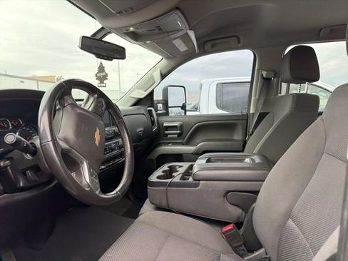 Used 2019 Chevrolet Silverado 2500 LT w/ True North Edition AWD/4WD image 9