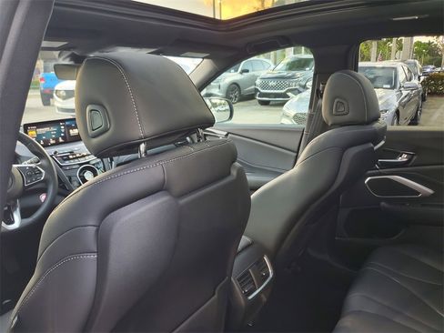 Used 2025 Acura RDX Base image 11