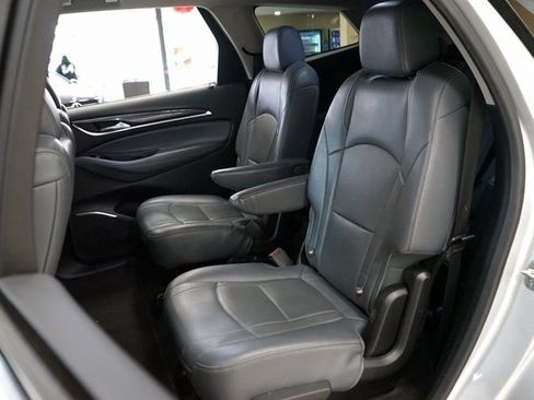 Used 2020 Buick Enclave Essence image 46