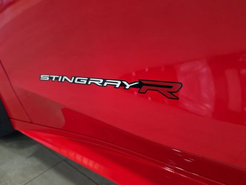 Used 2023 Chevrolet Corvette Stingray Preferred Conv w/ Z51 Performance Package RWD image 18