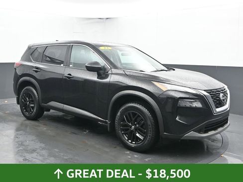 Used 2023 Nissan Rogue S image 4