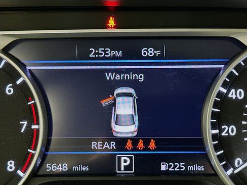 Used 2024 Nissan Sentra SV image 19