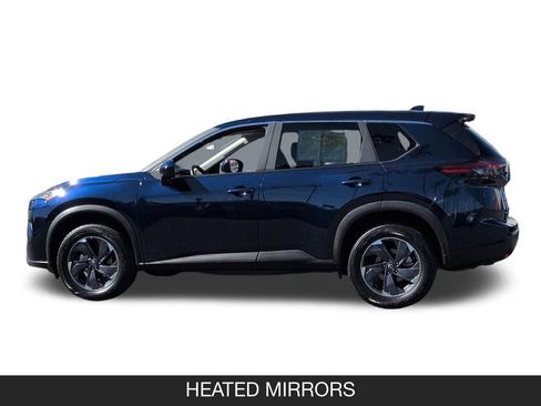 Certified 2025 Nissan Rogue SV FWD image 5