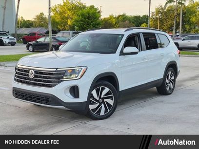 Used 2024 Volkswagen Atlas SE w/ Panoramic Sunroof Package