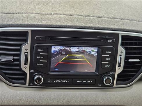 Used 2019 Kia Sportage LX FWD image 13
