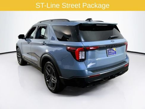 Certified 2025 Ford Explorer ST-Line w/ Premium Package AWD/4WD image 7