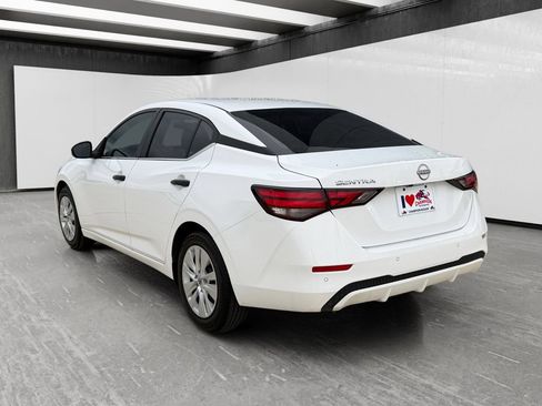 Used 2025 Nissan Sentra S FWD image 3