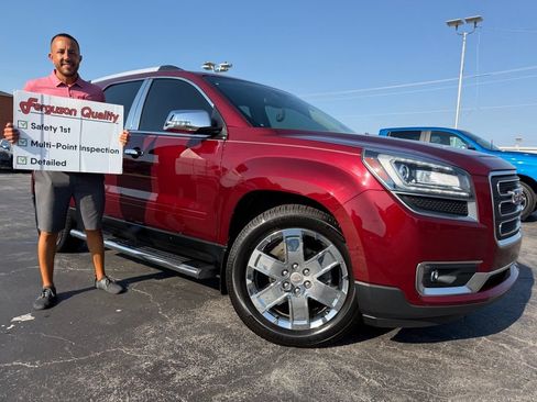 Used 2017 GMC Acadia Limited SLT FWD image 1