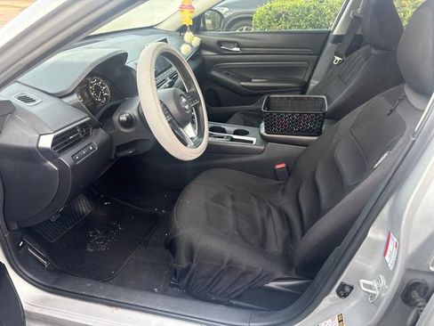 Used 2020 Nissan Altima 2.5 S FWD image 6