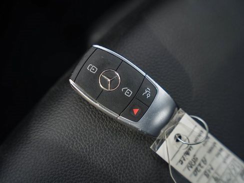 Used 2019 Mercedes-Benz A 220 4MATIC image 40