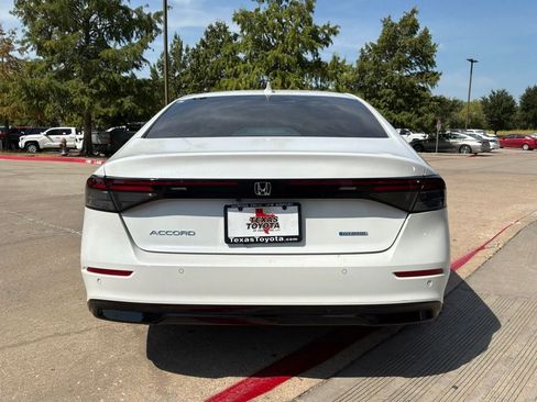 Used 2023 Honda Accord EX-L image 7