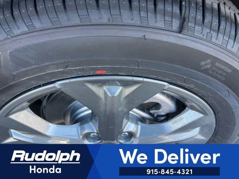 New 2026 Honda HR-V LX image 27