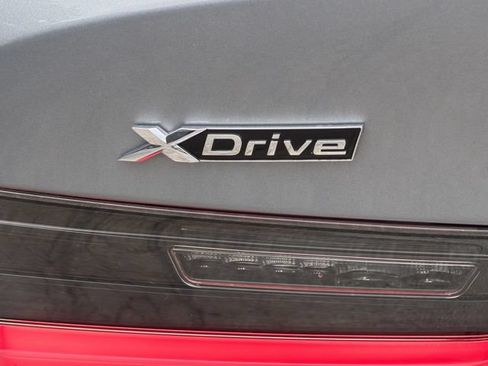 Used 2023 BMW 330e xDrive w/ Premium Package AWD/4WD image 11