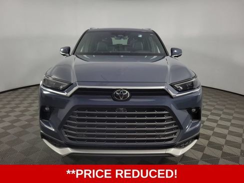 Used 2024 Toyota Grand Highlander AWD Hybrid image 2