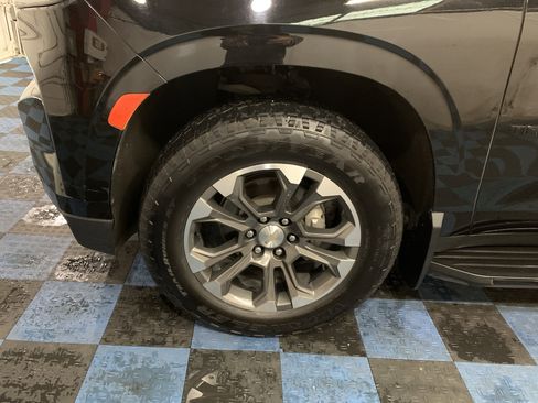 Used 2021 Chevrolet Tahoe RST w/ Luxury Package image 9