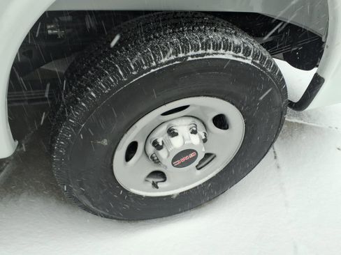 New 2025 GMC Savana 2500 w/ Driver Convenience Package image 10