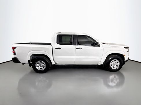 Used 2024 Nissan Frontier S RWD image 11