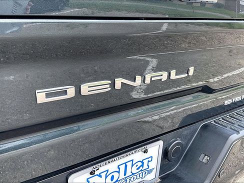 Used 2023 GMC Sierra 2500 Denali AWD/4WD image 8