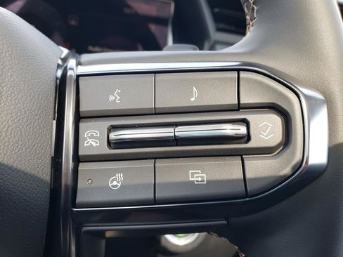 New 2026 GMC Terrain AT4 w/ Technology Package II image 18