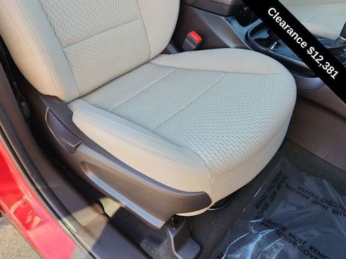 Used 2017 Hyundai Santa Fe Sport image 18