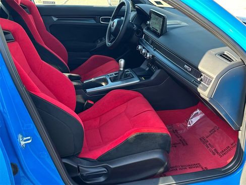 Certified 2024 Honda Civic Type R image 9