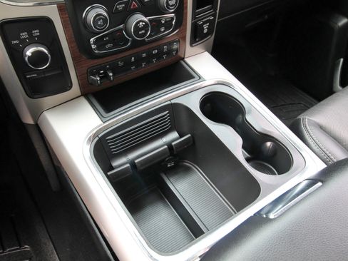 Used 2016 RAM 2500 Laramie image 35