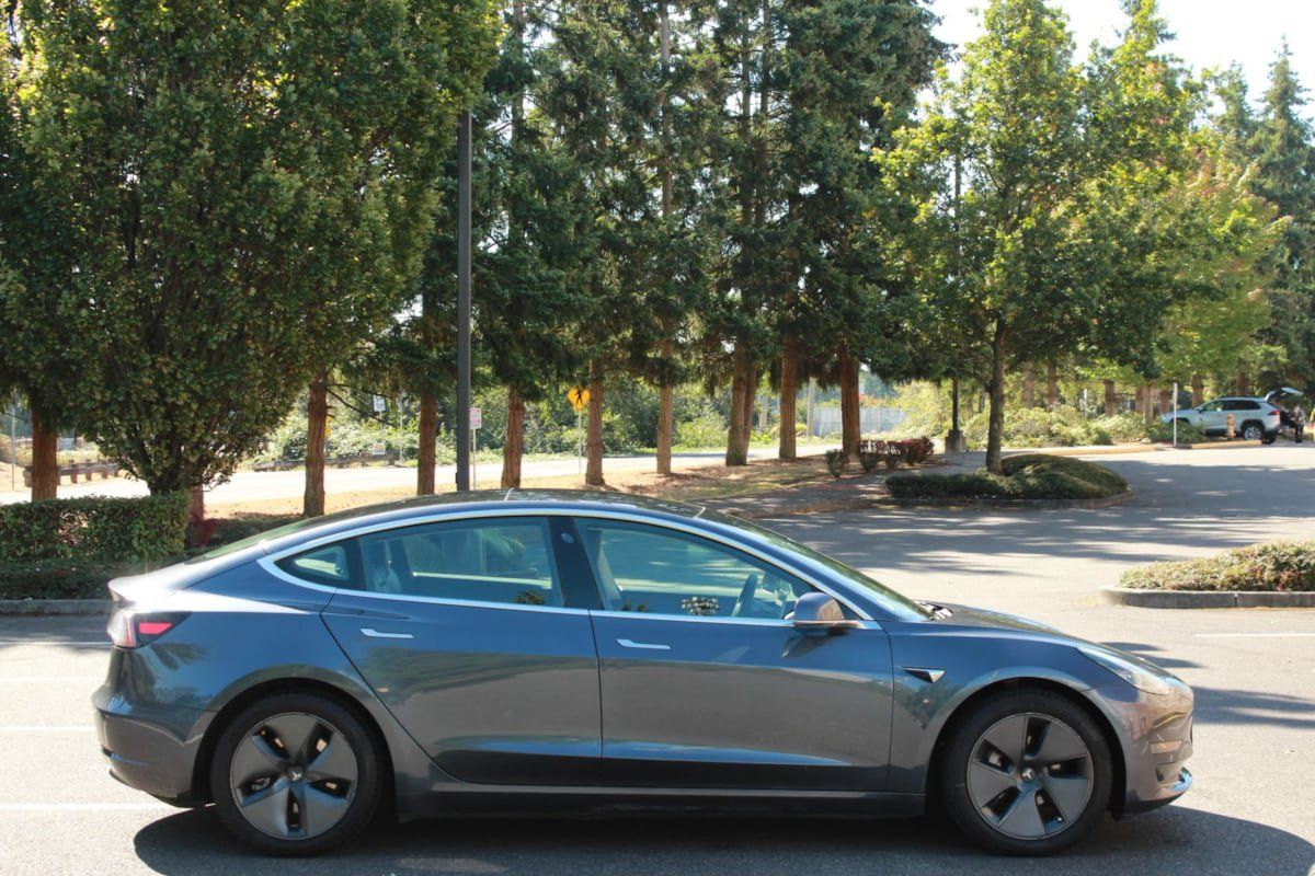Used 2019 Tesla Model 3 Long Range AWD/4WD image 8