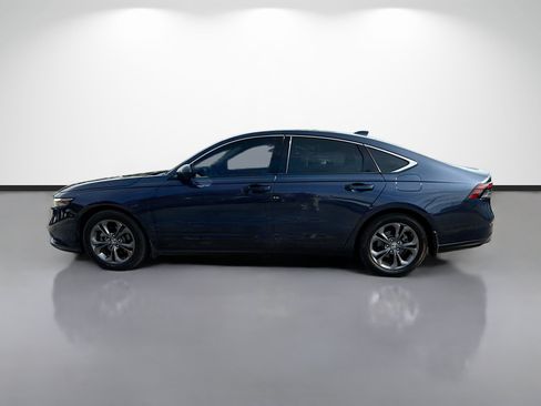 Used 2023 Honda Accord EX image 6