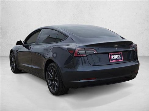 Used 2022 Tesla Model 3 image 7