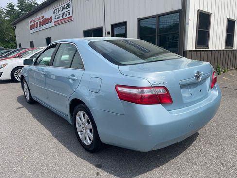 Used 2009 Toyota Camry XLE FWD image 6