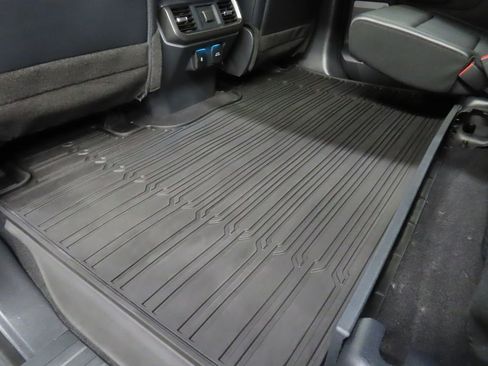 Used 2025 Ford F150 Lariat w/ Equipment Group 501A Mid image 70