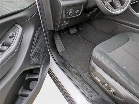 New 2025 Jeep Grand Cherokee Laredo w/ Luxury Tech Group I image 4