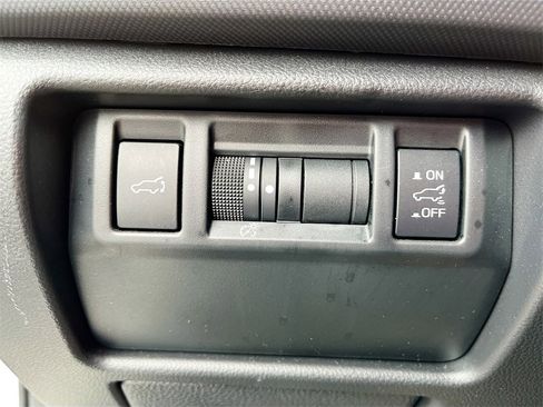 Used 2025 Subaru Forester Limited w/ Popular Package #2 image 10